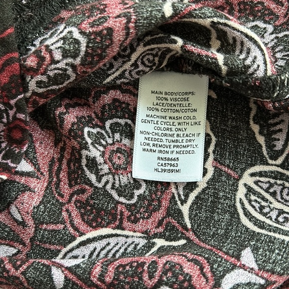 HINGE blouse, size Small, black with burgundy, lavender, and cream print - Picture 11 of 12